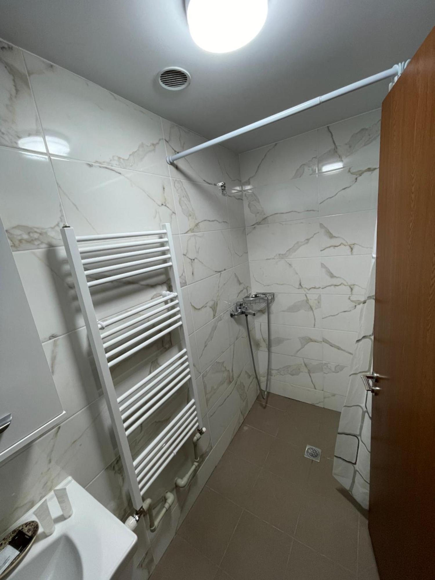 Camping Dragoske Ciofrîngeni 外观 照片